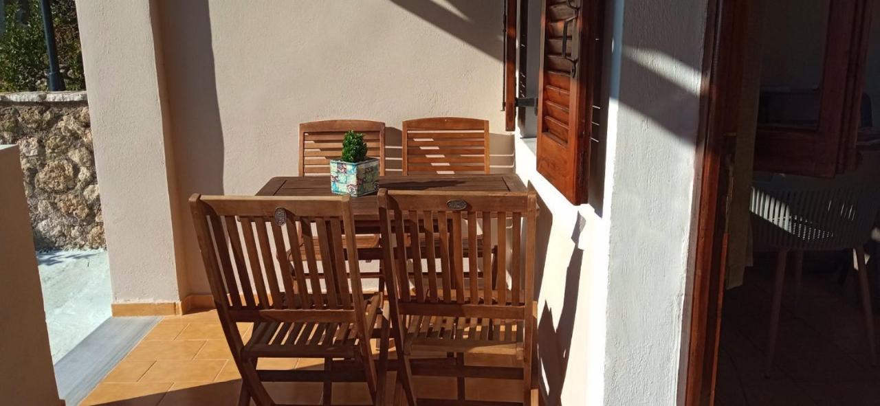 Bouganville Apartament *